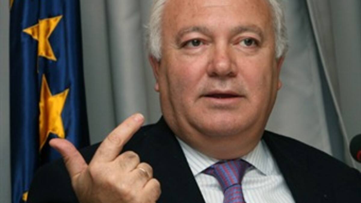 España dice que 'el enemigo no es Venezuela, sino ETA'