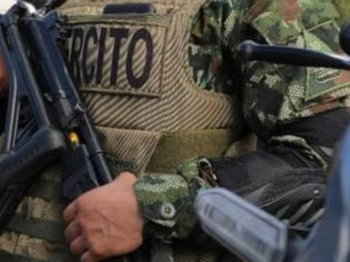 Ataque contra base militar deja cuatro soldados heridos en Santander de Quilichao, Cauca