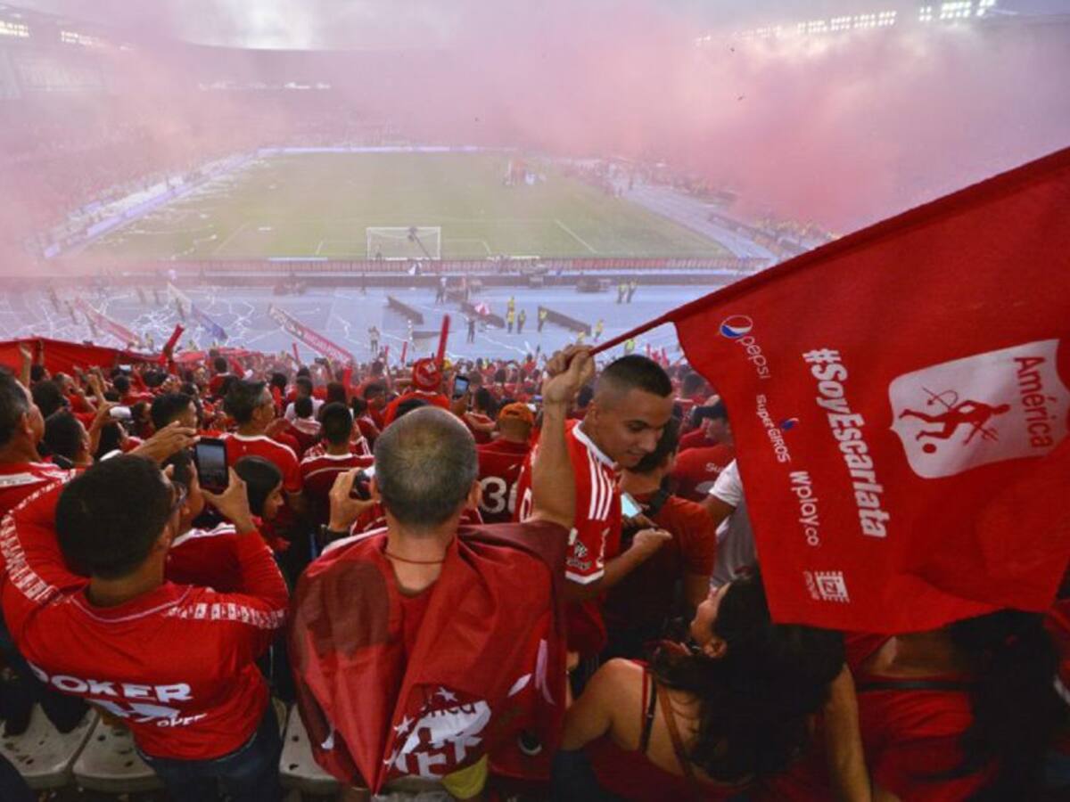 Son 79 hinchas del América atrapados en 7 países del sur del Continente