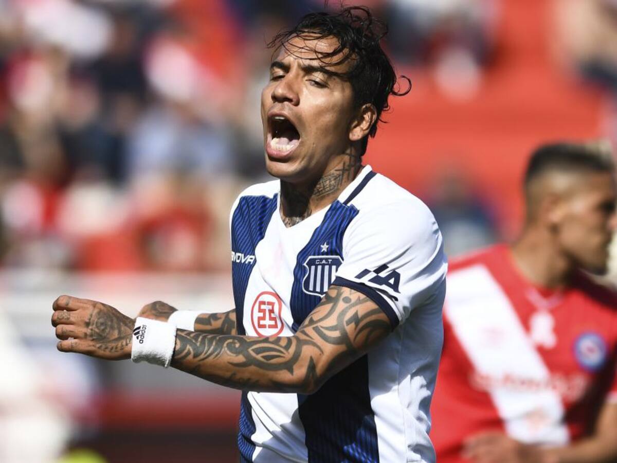 Dayro Moreno, muy cerca de regresar al fútbol colombiano