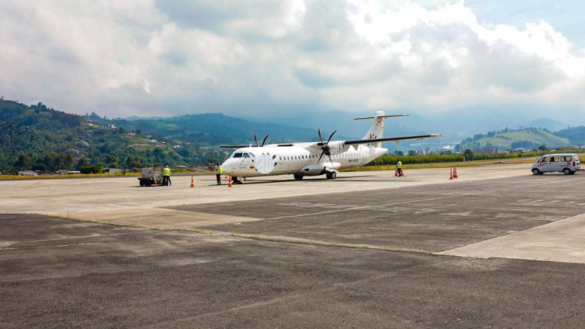 Denuncian piques o exhibiciones de vehículos en la pista del Aeropuerto la Nubia en Manizales