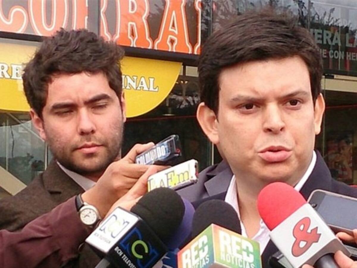 Alejandro Lyons aceptará cargos por escándalo de regalías en Córdoba