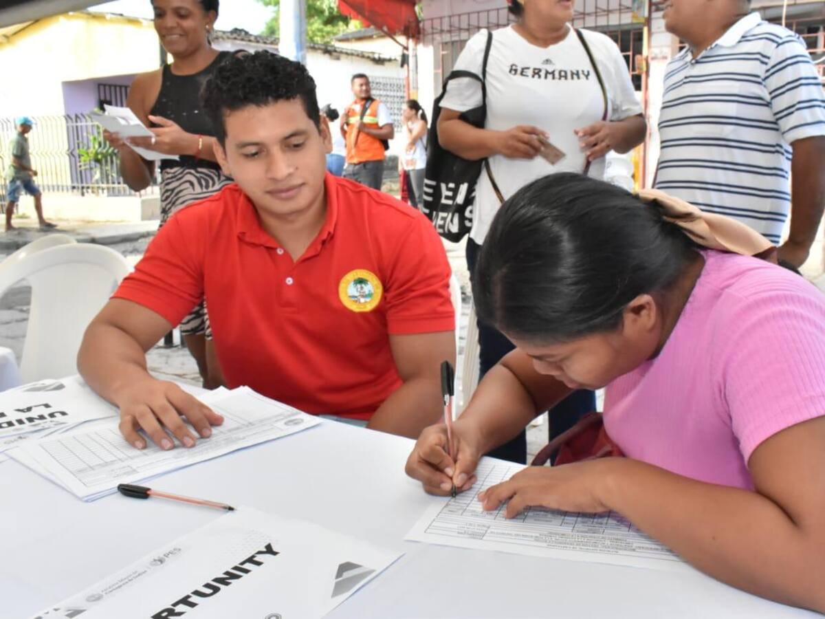 Cerca de 1000 personas asistieron a jornada Gobierno al Barrio en Daniel Lemaitre