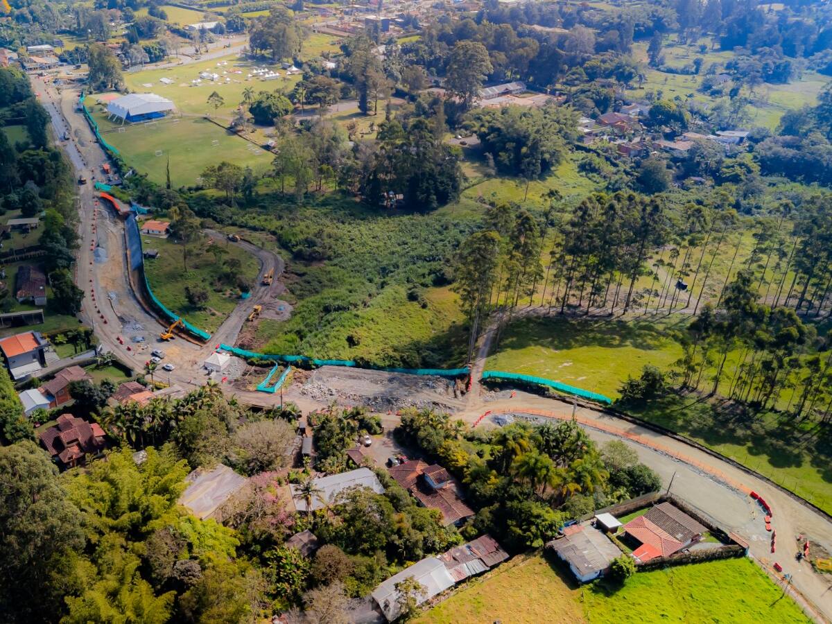 Inician obras en nuevo tramo de vía Llanogrande – Canadá; habrá paso controlado desde el 3 de agosto