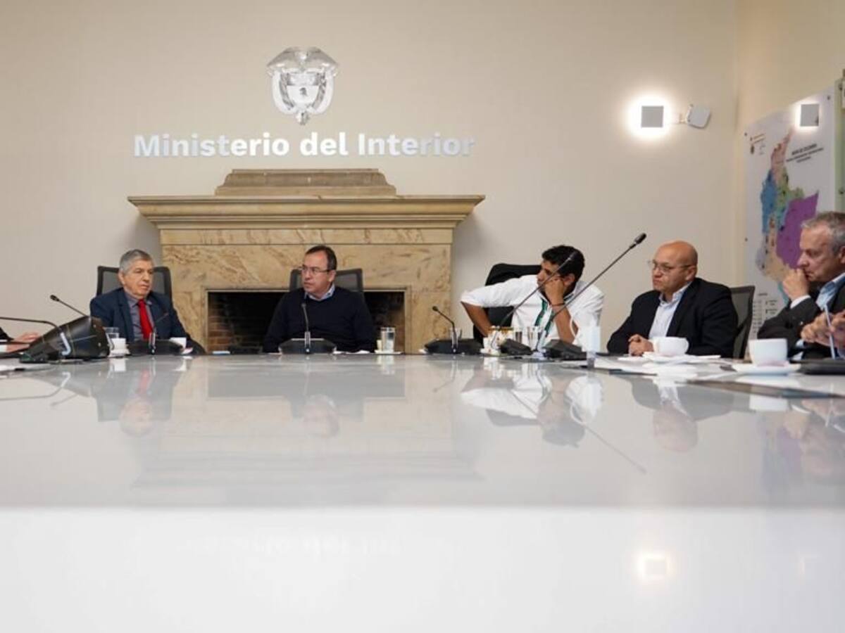 Racero defendió presencia de familiar acusado de corrupción en discusión de reforma