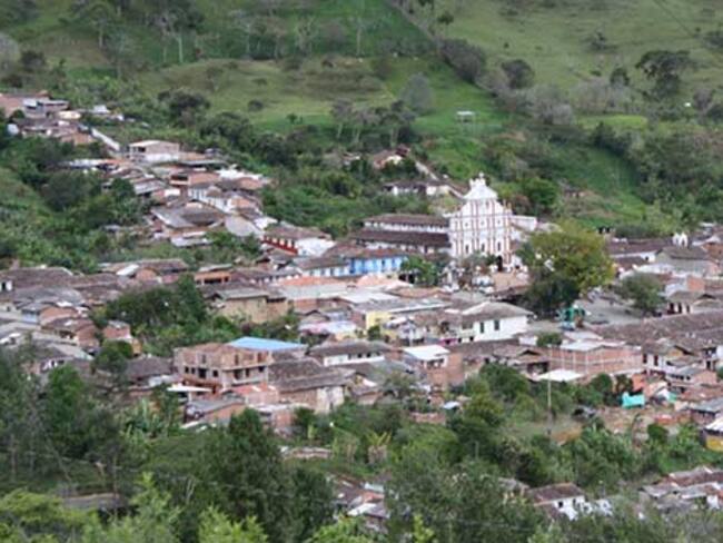 Comunidades campesinas de Angostura, Antioquia, pidieron el retiro del Ejército