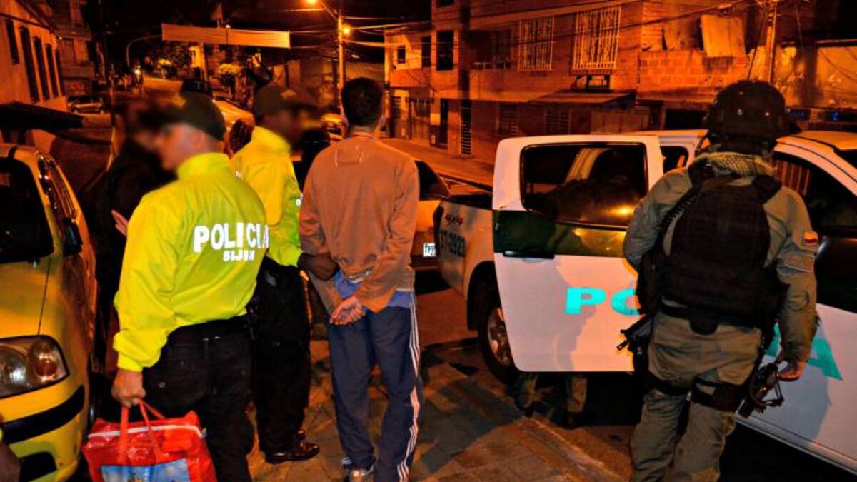Dos civiles y dos policías heridos en una riña por intolerancia en Santana, Boyacá