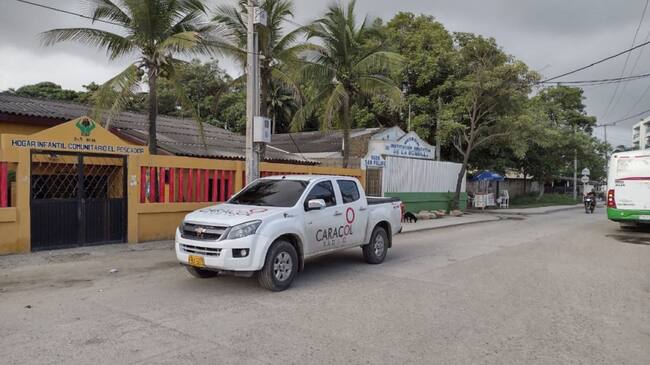 Luego de una intervención realizada por Transcaribe, los avisos para prevenir accidentes no han sido instalados