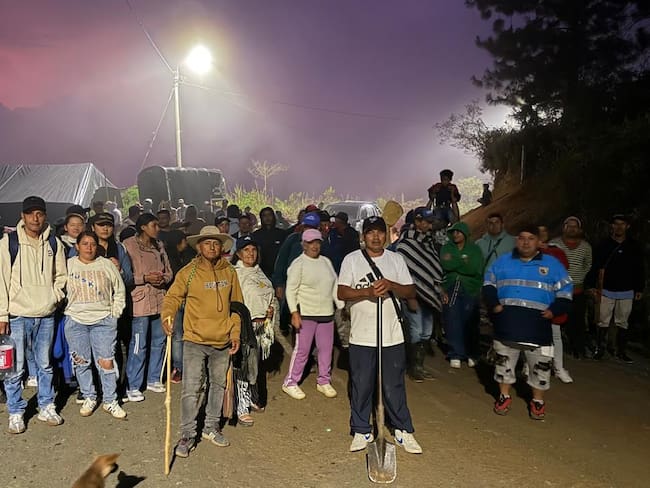 Comunidades bloquean la vía de acceso al relleno sanitario de Popayán