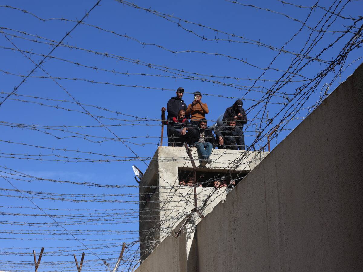 “La vida de todos allá era una tortura”: El impactante relato de un exdetenido en Sednaya