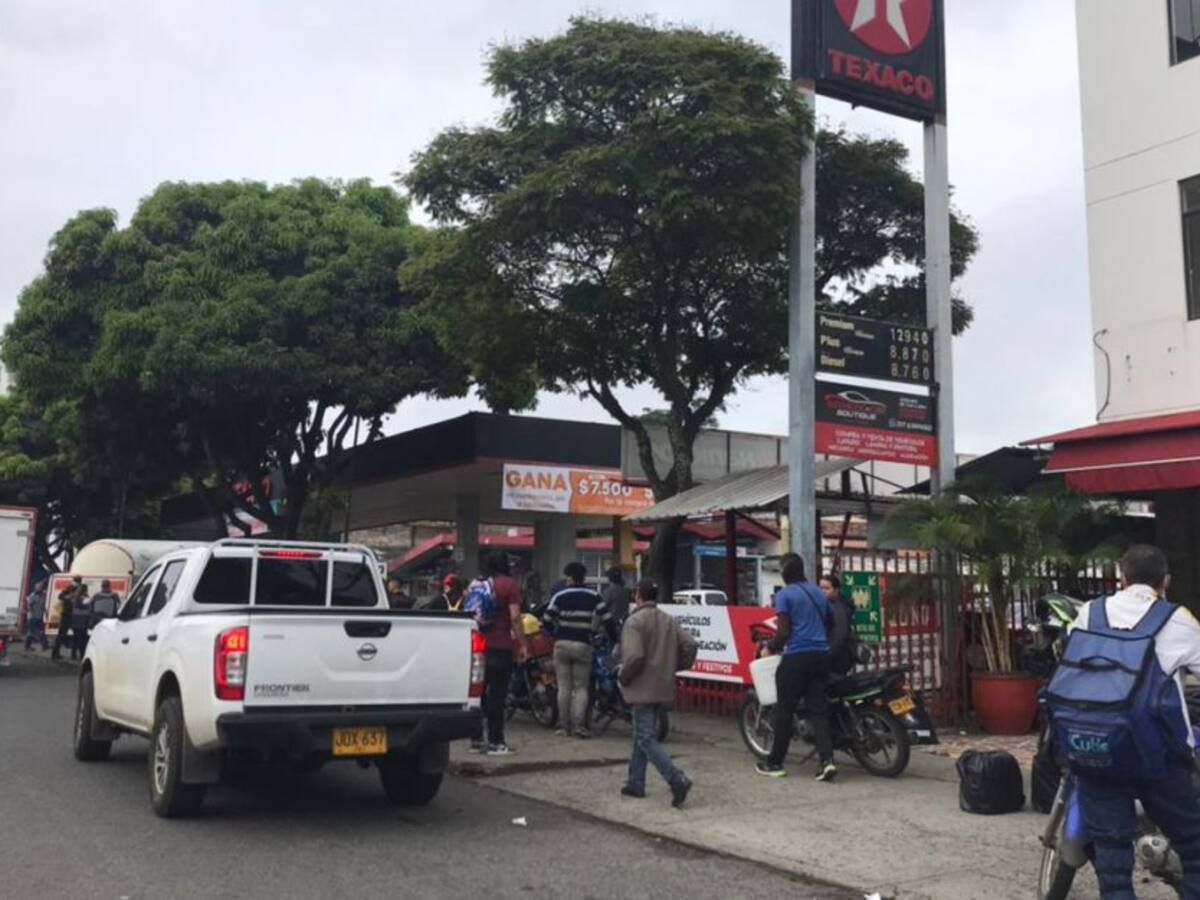 Solo 4 estaciones fueron abastecidas con combustible
