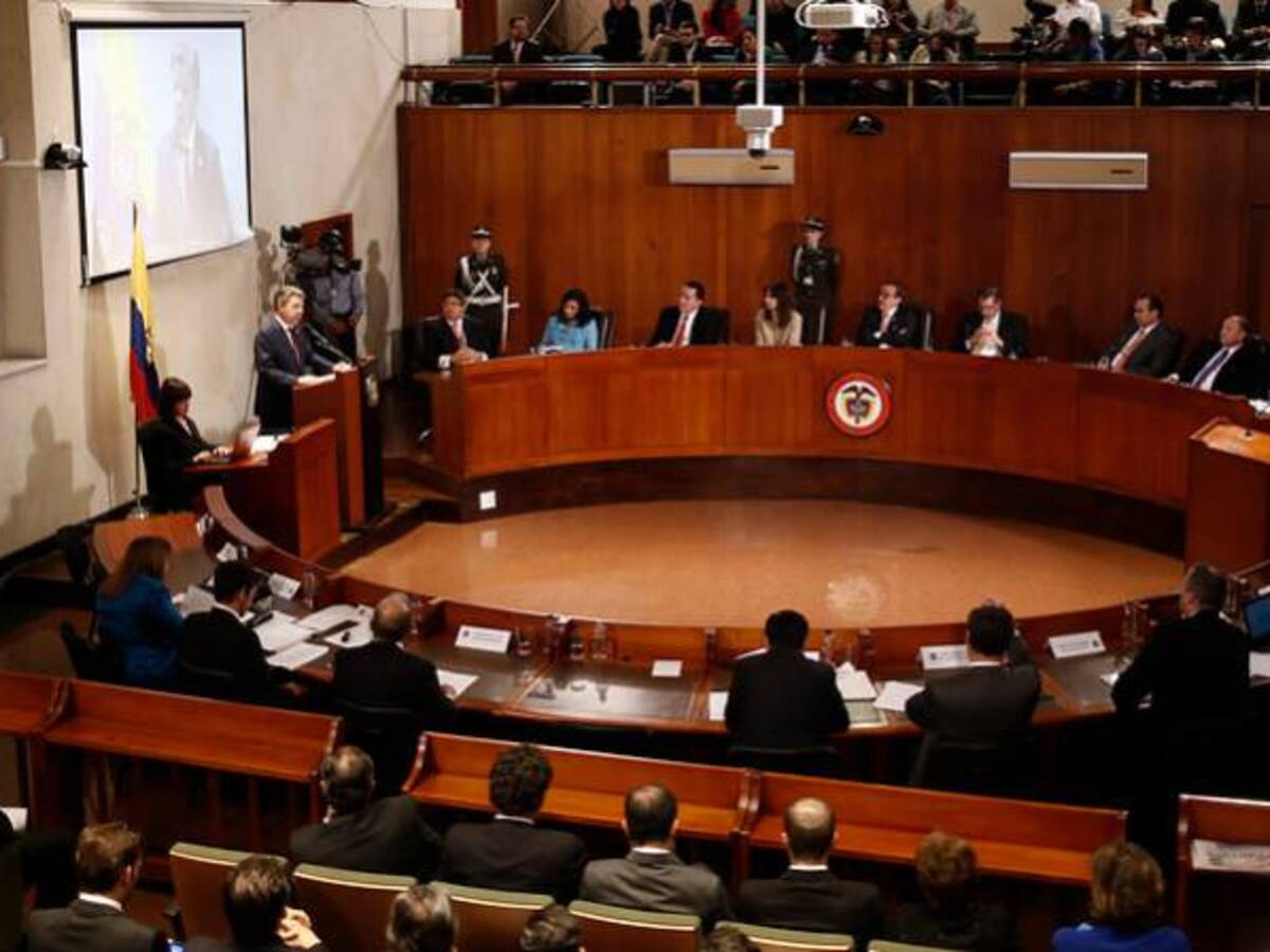 Congreso pide a Corte Constitucional decidir rápidamente el futuro del plebiscito