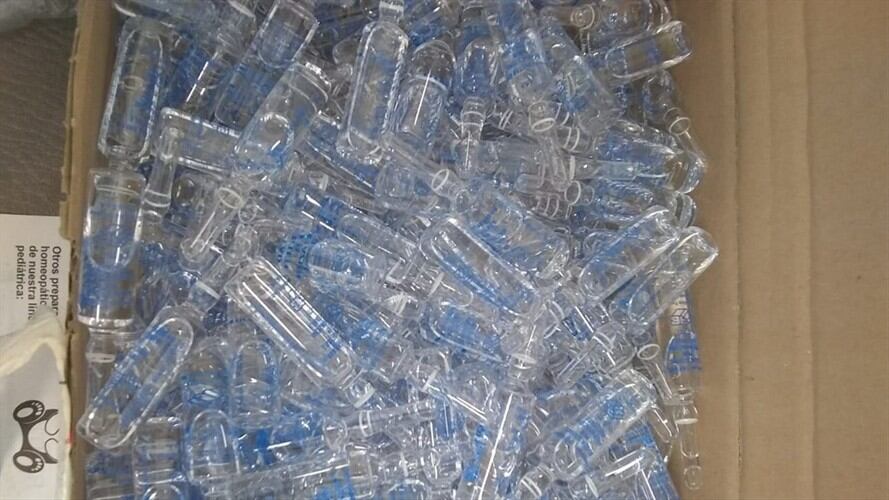 Decomisan 18 toneladas de medicamentos y suplementos falsos en Cali. Foto: Policía Nacional