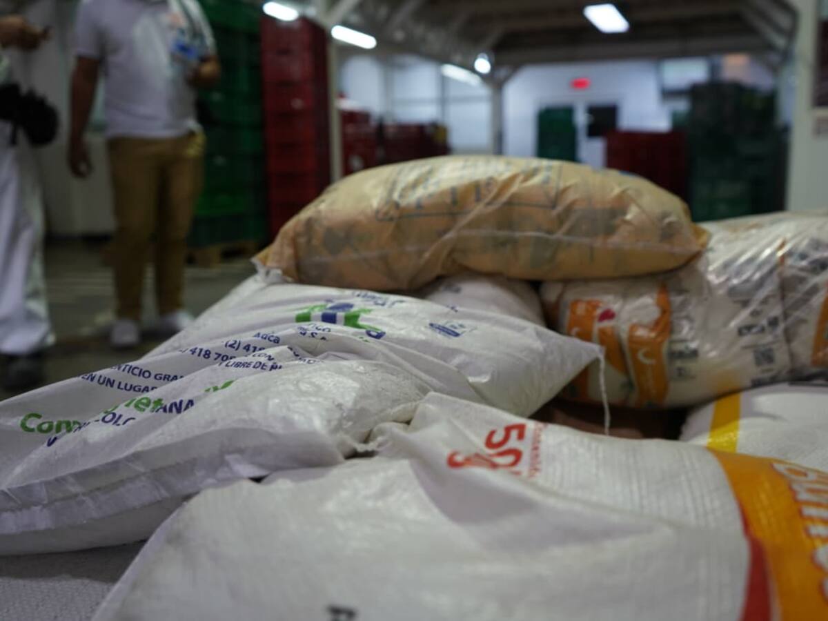 Ingenios azucareros donan 50 toneladas de azúcar para apoyar a víctimas en Venezuela por terremotos