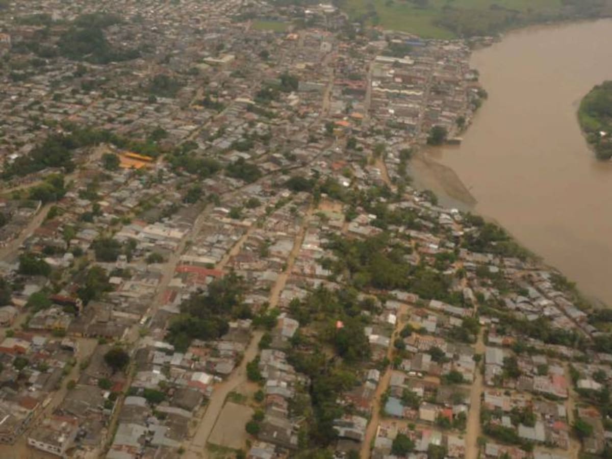 Caucasia: Balacera entre sicarios y policía deja un muerto y un niño de siete años herido