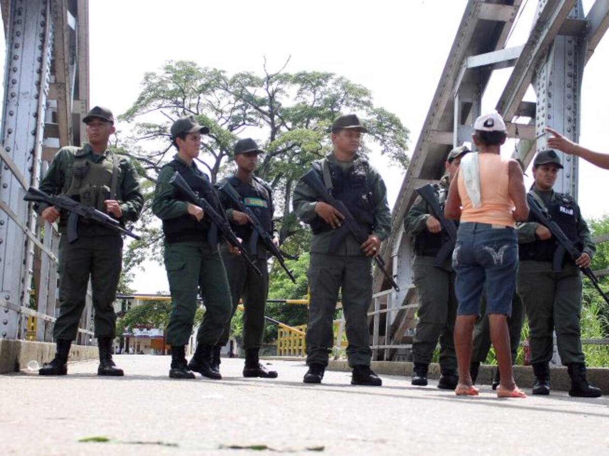 Venezuela extrema sus controles en frontera por elecciones regionales