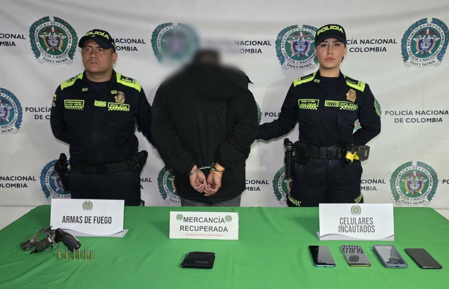 Captura de ladrón de celulares en Bogotá. Foto: Policía Nacional