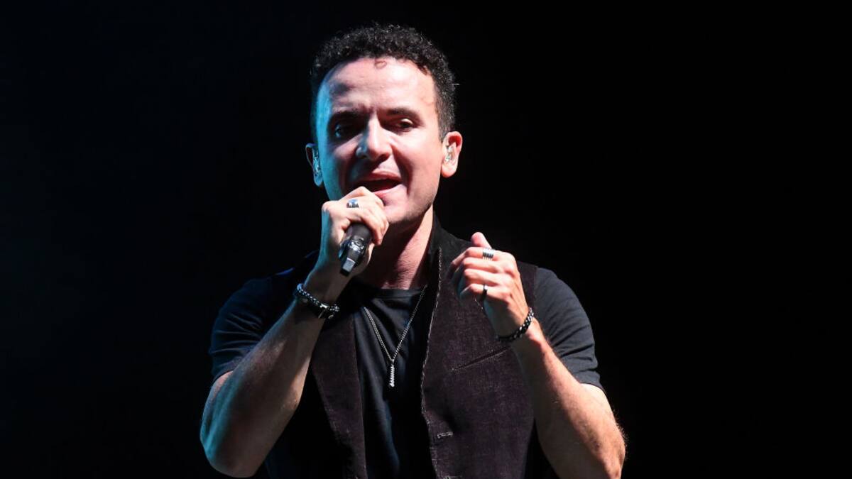 Fonseca estrena el video de su canción “Por toda la vida”, con imágenes de su ‘Tropicalia Tour’