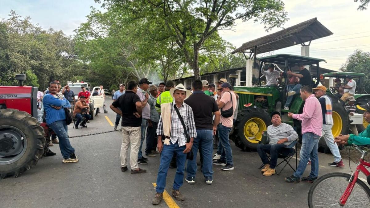 Gobierno y arroceros exploran alternativas para levantar el paro, pero todavía no hay acuerdo