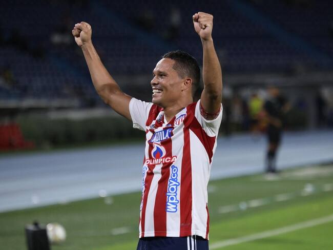Gol de Carlos Bacca en el partido Atlético Junior vs. Deportivo Pereira. Foto: Colprensa-Jairo Cassiani.