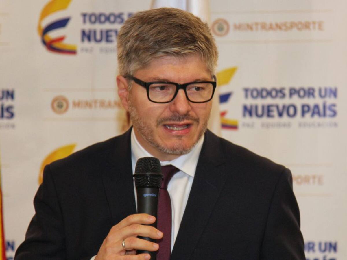 "Abordaje se hará en grupos más pequeños": Aeronáutica sobre protocolos