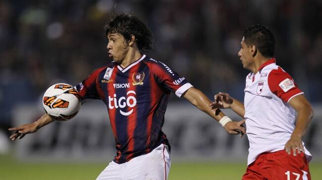 Óscar Romero (I) y Juan Daniel Roa (D)