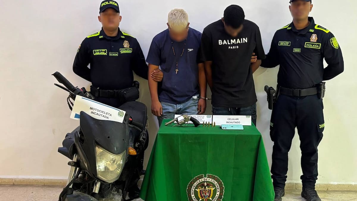 En Turbaco capturados dos sujetos con arma de fuego y municiones