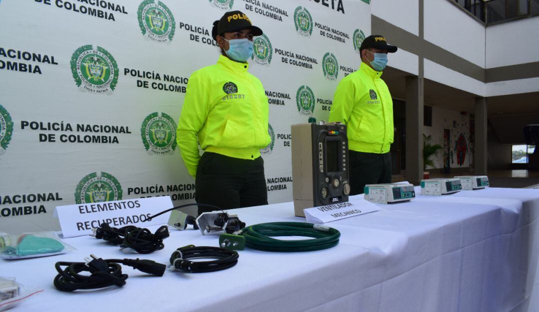 Un Ventilador Artificial y tres bombas de infusión, habían sido comprados por empresa de ambulancia.