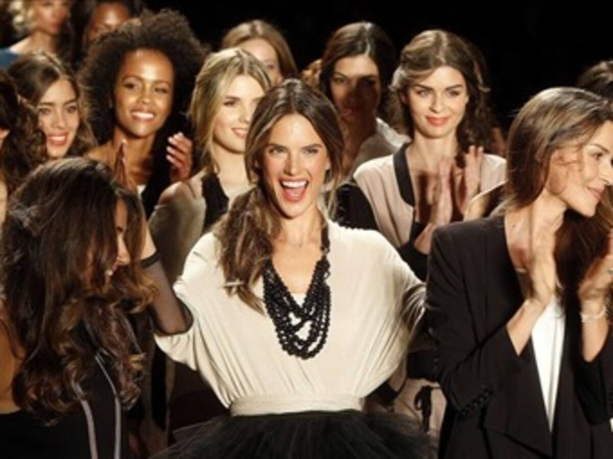 Alessandra Ambrosio mostró la moda Arktect Éxito, con prendas que salen hoy al mercado