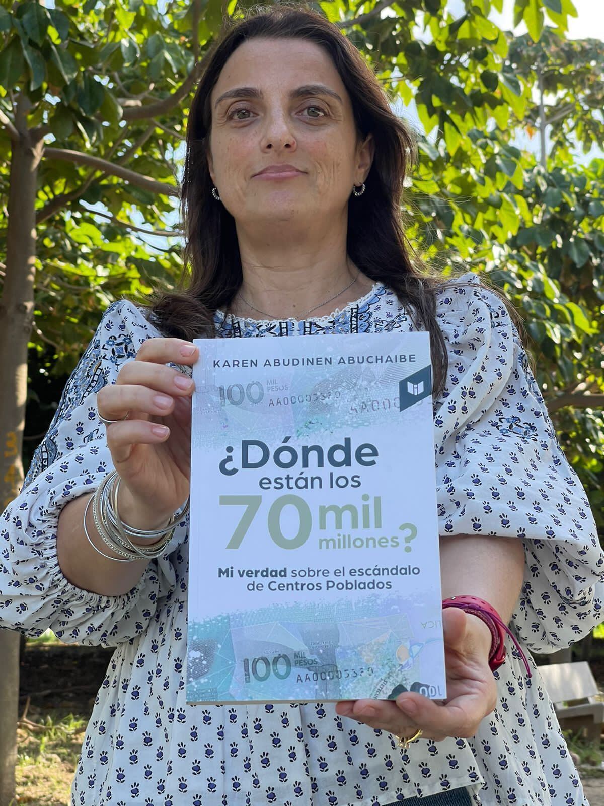 Abudinen lanza libro con su versión sobre contrato de Centros Poblados