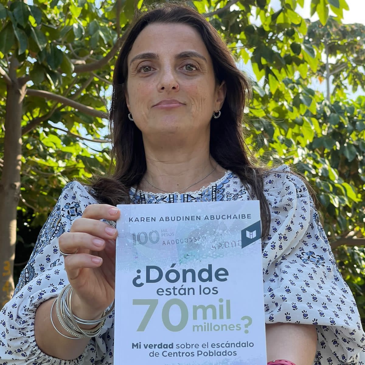 Abudinen lanza libro con su versión sobre contrato de Centros Poblados