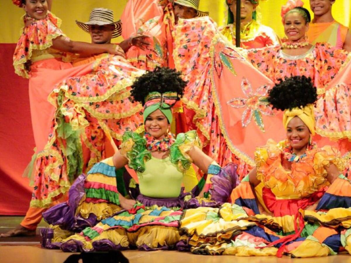 Avanza socialización del PES Fiestas de Independencia del 11 de noviembre