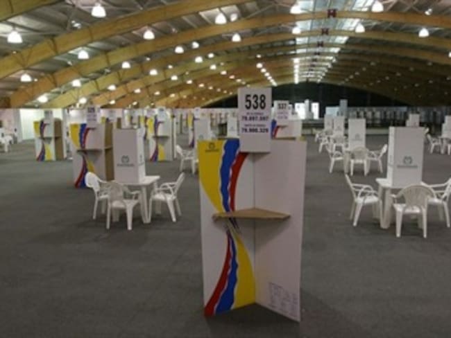Voy a votar en blanco por el Parlamento Andino: Presidente Santos