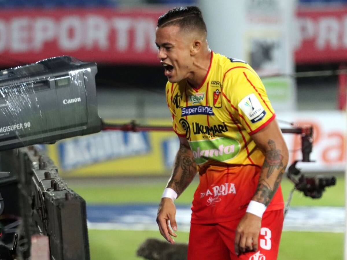 Pereira ganó al Junior con un golazo de Leonardo Castro