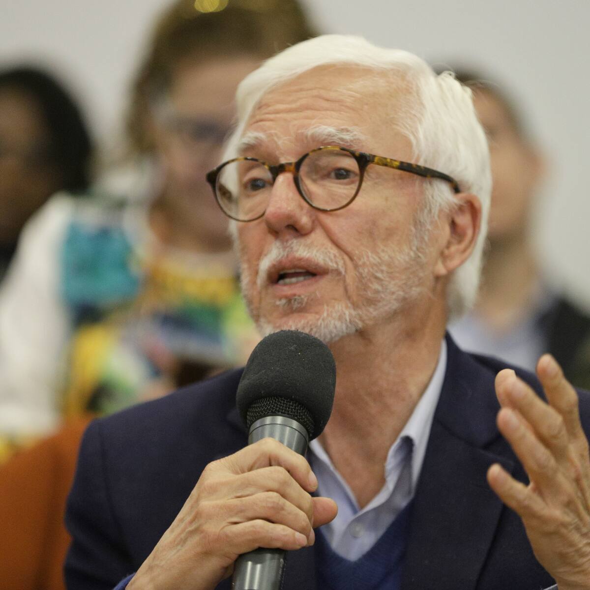 Reforma Política de Gobierno busca “perpetuar al petrismo en el poder”, dice Robledo