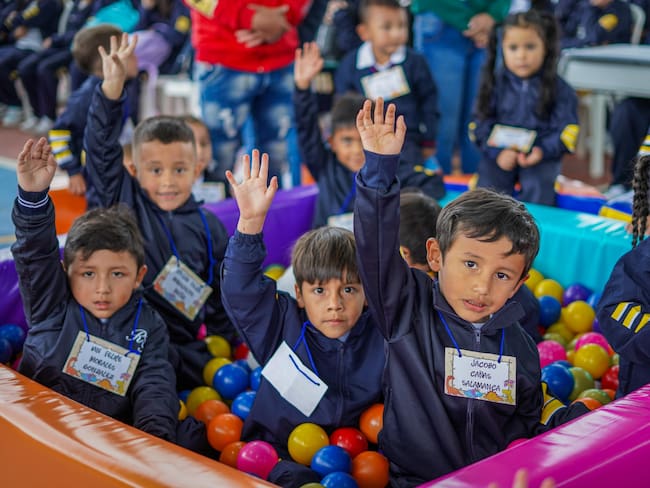 Instituciones educativas de Cundinamarca inician el año escolar con nuevas estrategias y programas