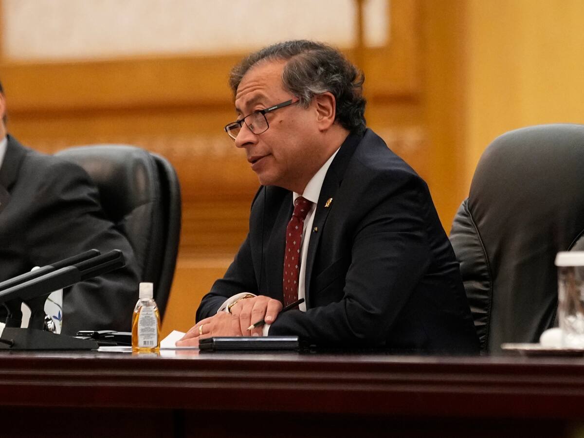 Petro dirige con gran carga ideológica: miembro del C. Democratico tras decisión de Corte