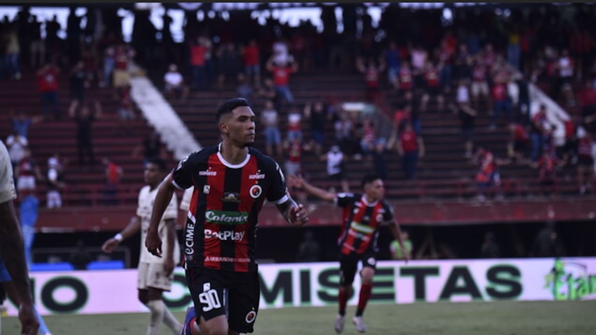 ¿Hubo peleas internas en el Cúcuta, previo a la salida del Rolo Flórez? Esto contó Luifer Hernández