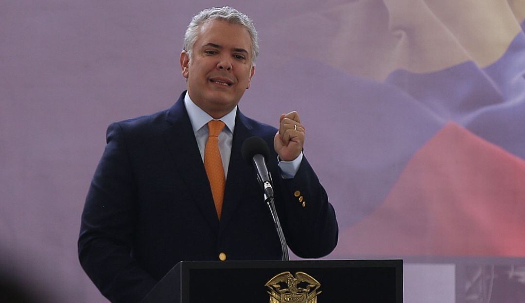 Gobierno estudia el envío de un avión para evacuar a colombianos en Ucrania