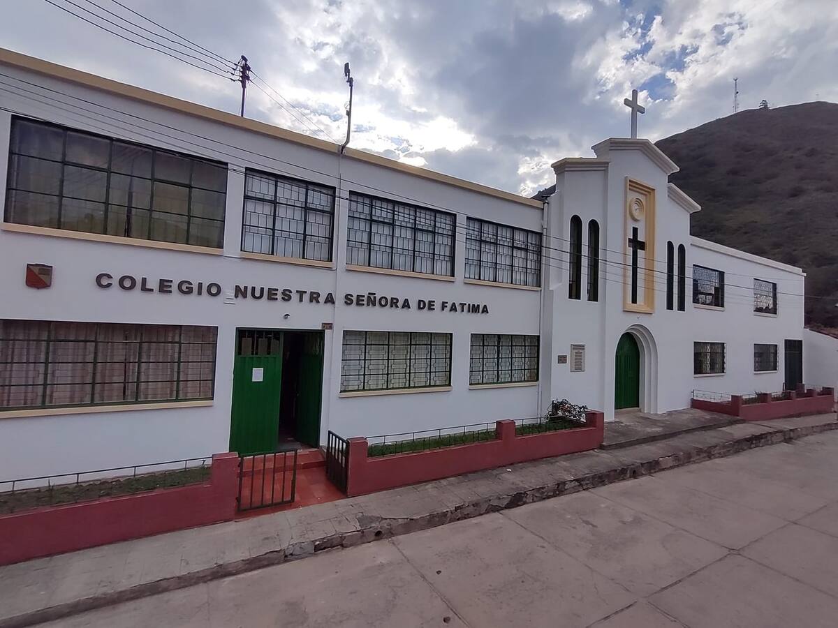 Menor de 11 años falleció en extrañas circunstancias en un colegio de la Policía Nacional