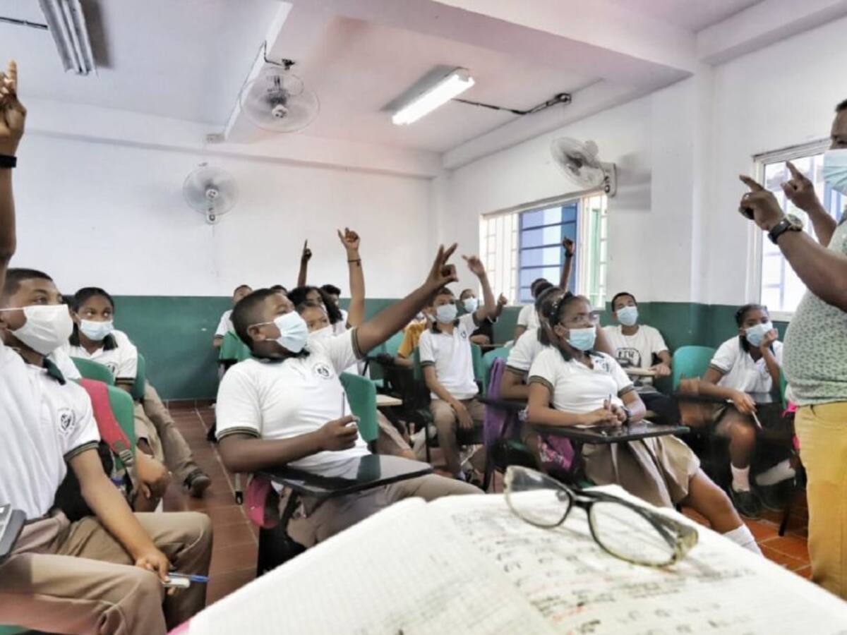 Distrito de Cartagena lanzó becas de maestrías y doctorados para docentes