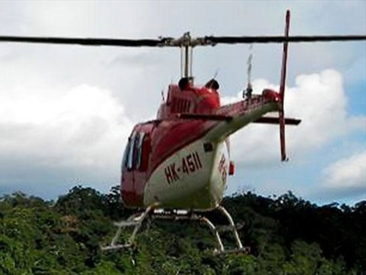 Narcotráfico o guerrilla estarían detrás del robo de helicóptero