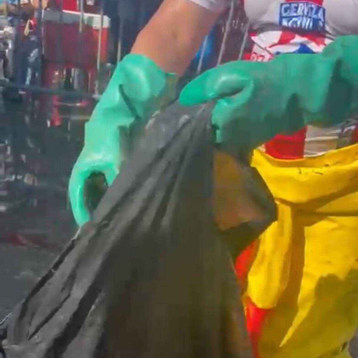 Denuncian sabotaje al alcantarillado que retrasó la Gran Parada de Caimanes en Ciénaga, Magdalena