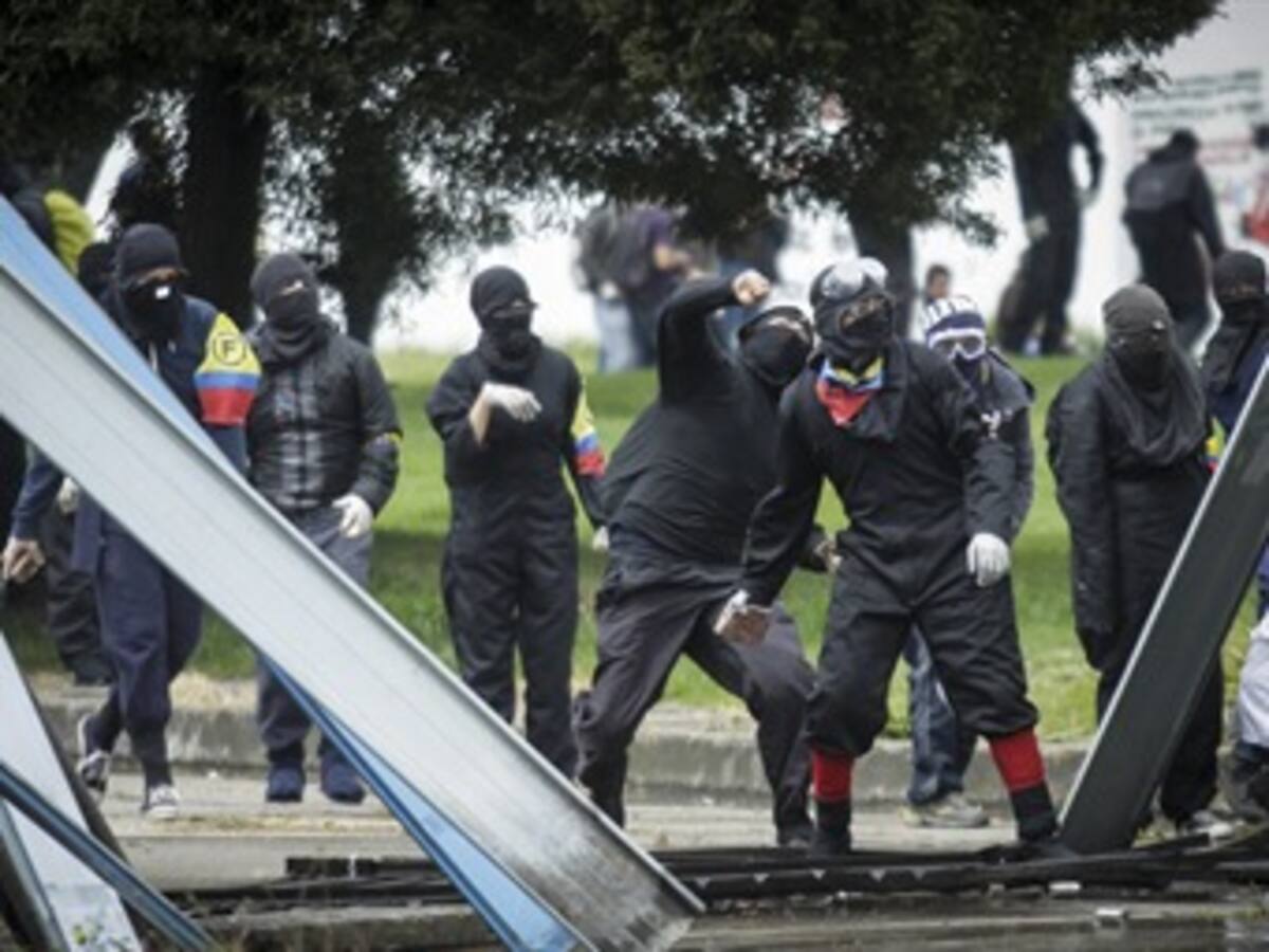 Disturbios en la Universidad Nacional y Pedagógica en fotos