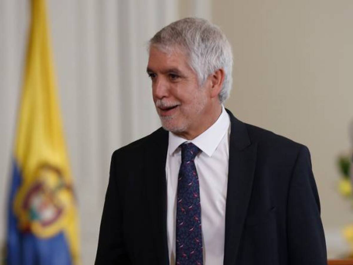 Peñalosa desafía a quienes criticaron desalojo del campamento por la paz