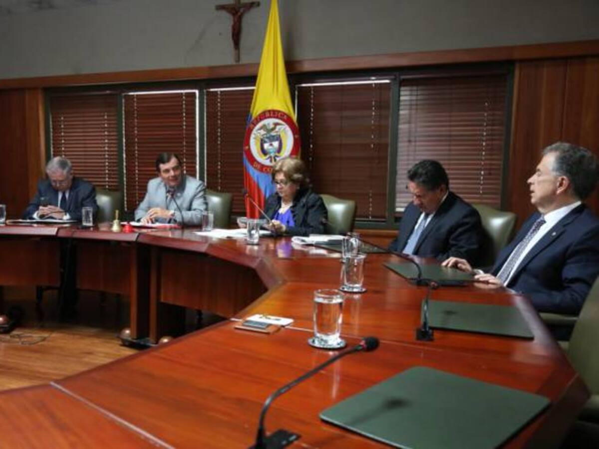 Reforma a la justicia eliminaría la Ley de Justicia y Paz y Ley 600