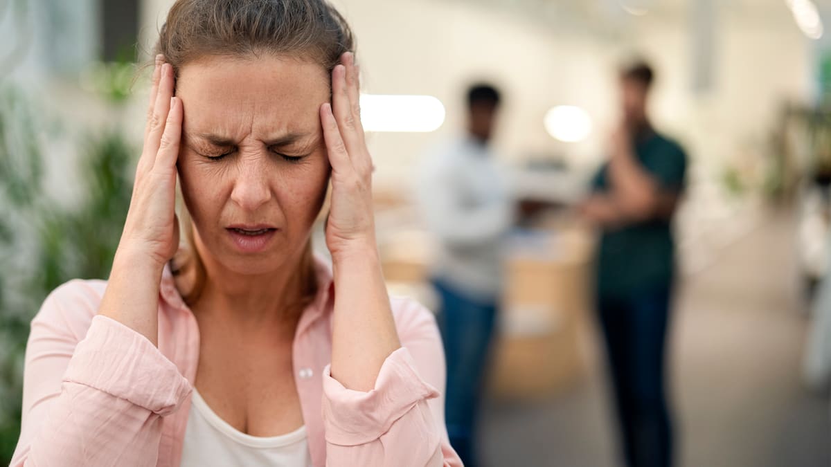 Casos en los que la migraña puede generar incapacidad permanente: Así se tramita la solicitud