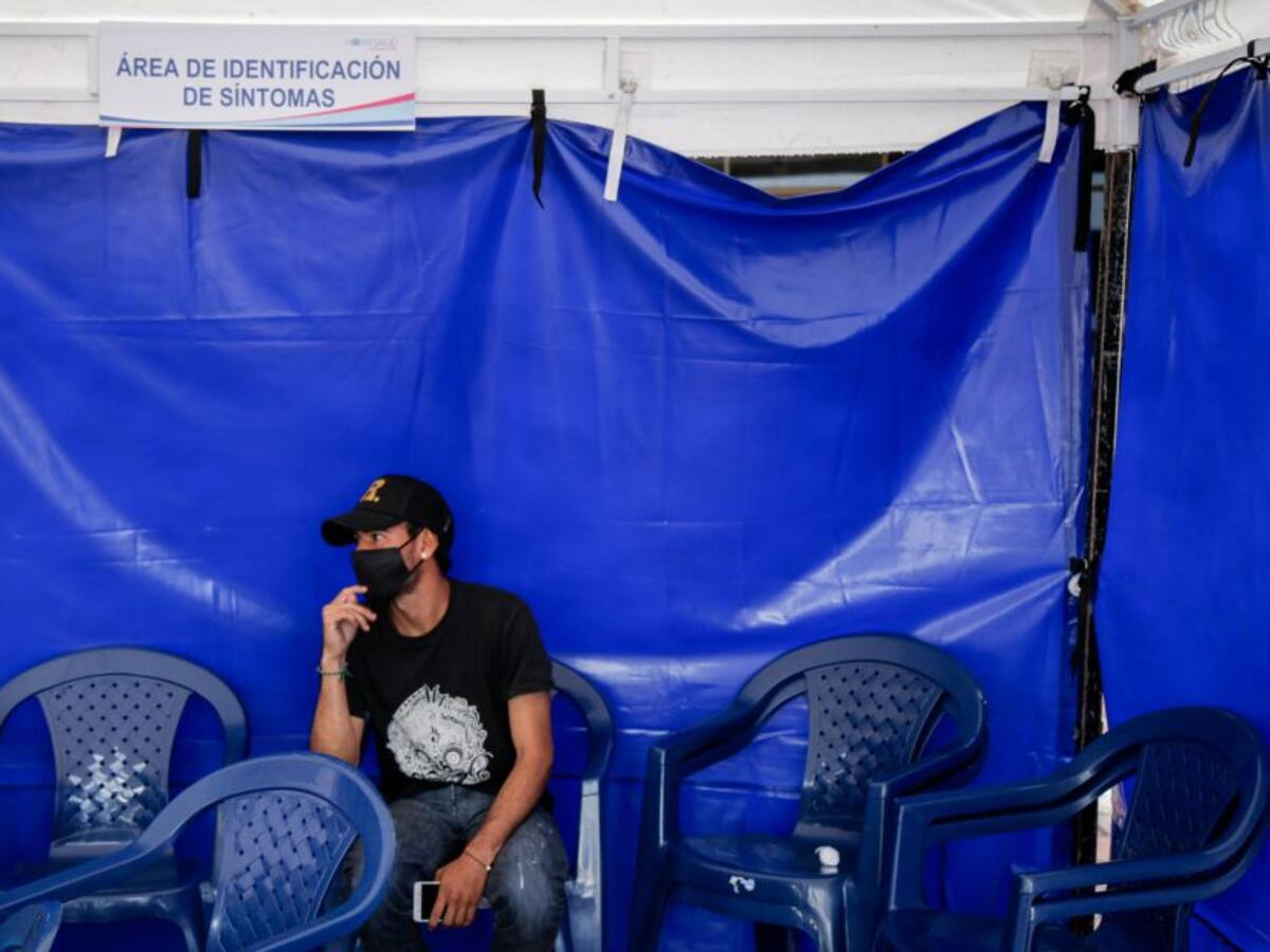 COVID en Colombia: cuarto pico de la pandemia sería en noviembre