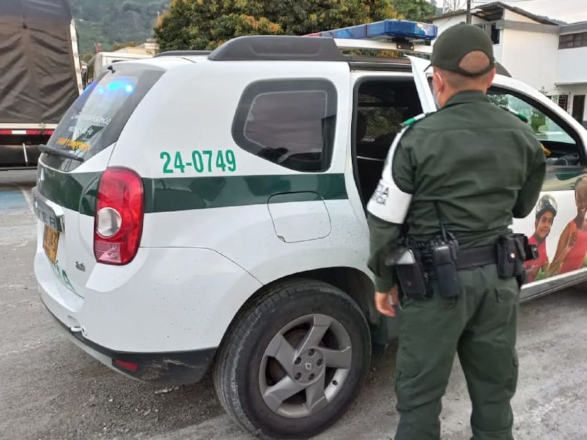 Aprehendido en Chinchiná adolescente que suministró drogas a un compañero