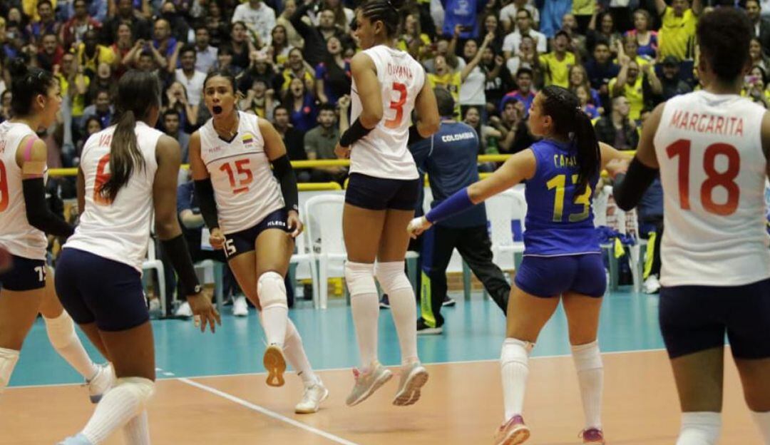 Selección Colombia de Voleibol en el Sudamericano Femenino 2021 de Barrancabermeja